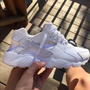 Nike Hurache shoes sz 7